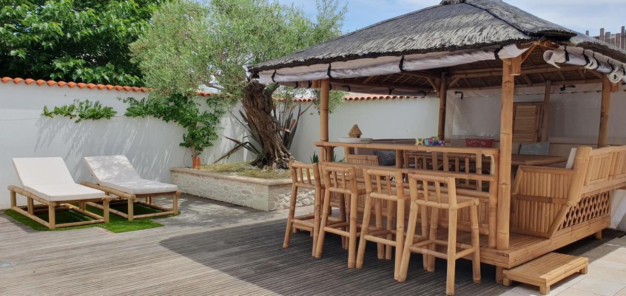 Villa Bahia - Adriae Home LʼAiguillon-sur-Mer Exteriör bild