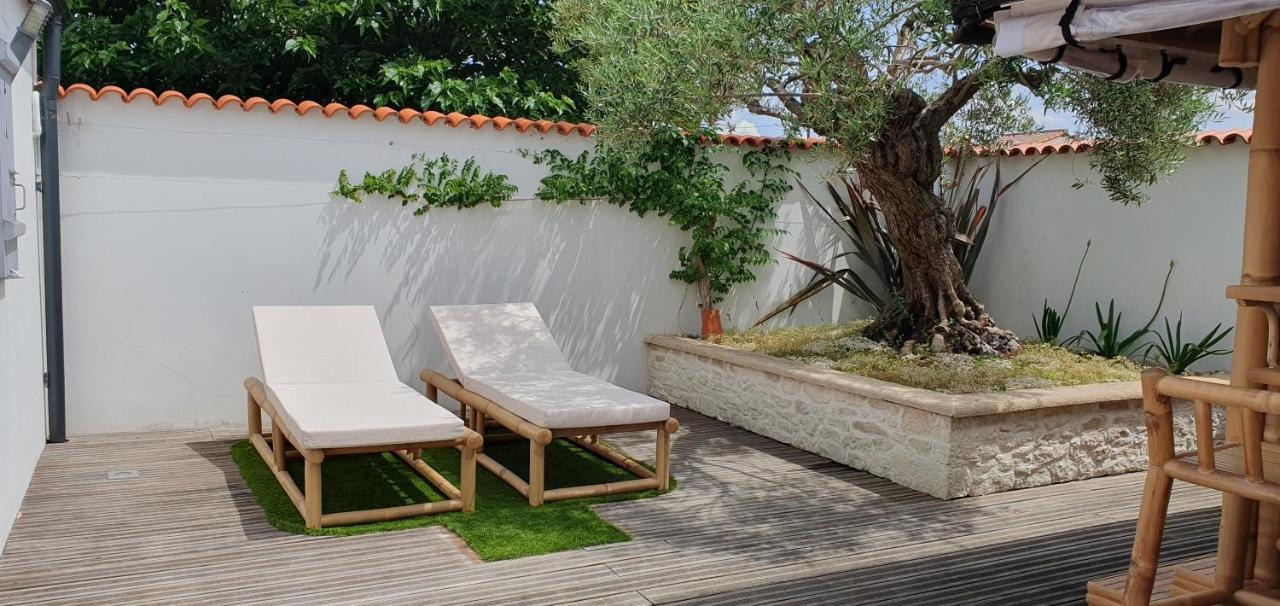 Villa Bahia - Adriae Home LʼAiguillon-sur-Mer Exteriör bild